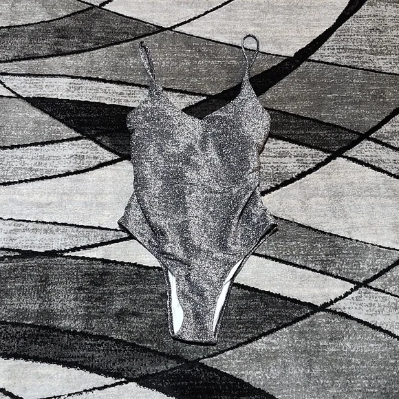 METALLIC SILVER SHIMMER ONE-PIECE SPAGHETTI STRAPS CUT-OUT BACK BIKINI S… - Picture 1 of 11